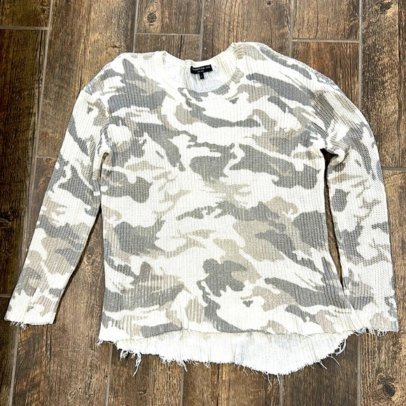 Generation Love Sweaters - Camo Generation‎ Love Sweater